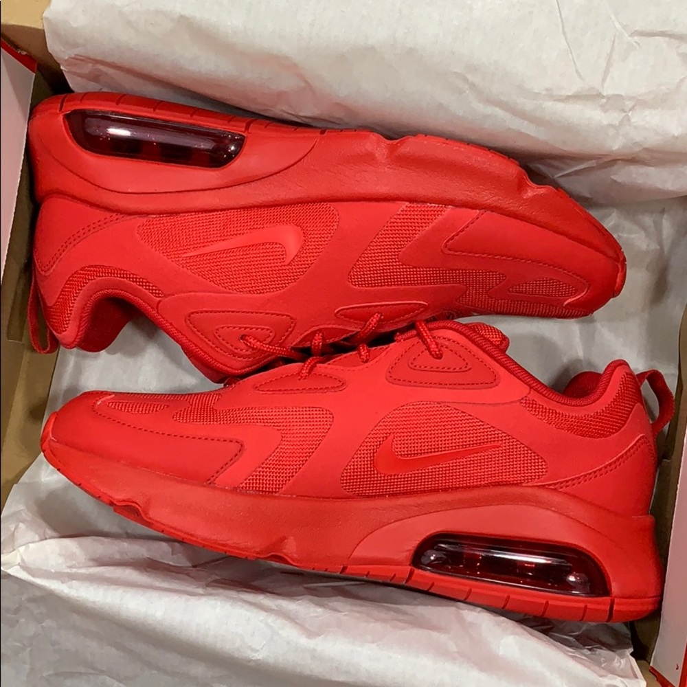 NIKE men’s AIR MAX 200 University Red - Picture 4 of 16